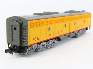 N Scale Life-Like 920-34104 UP Union Pacific EMD E8B Diesel Locomotive #930B