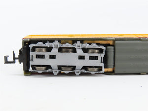 N Scale Life-Like 920-34104 UP Union Pacific EMD E8B Diesel Locomotive #930B
