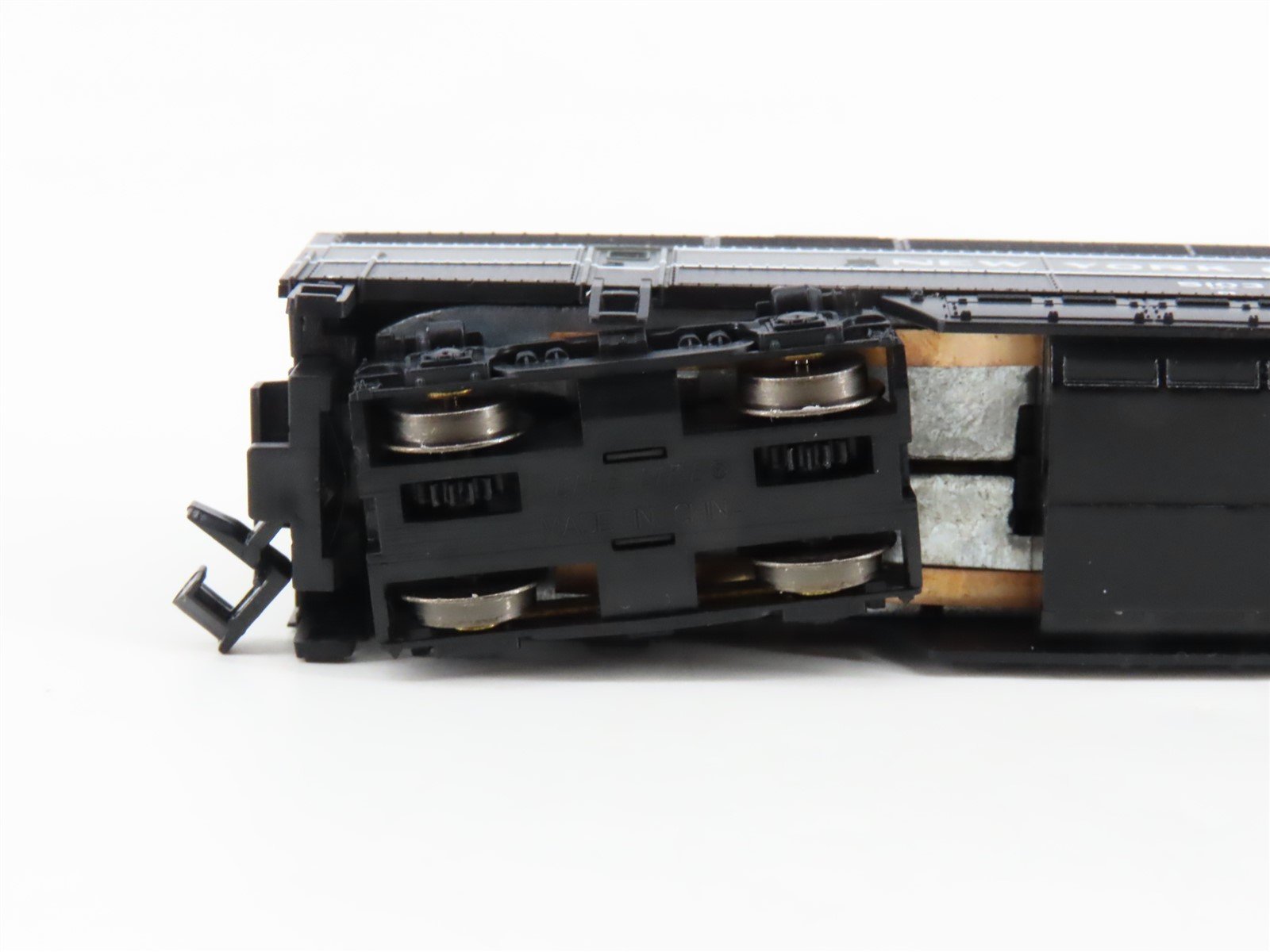 N Scale Life-Like 7225 NYC New York Central C-Liner B Unit Diesel Loco #5103