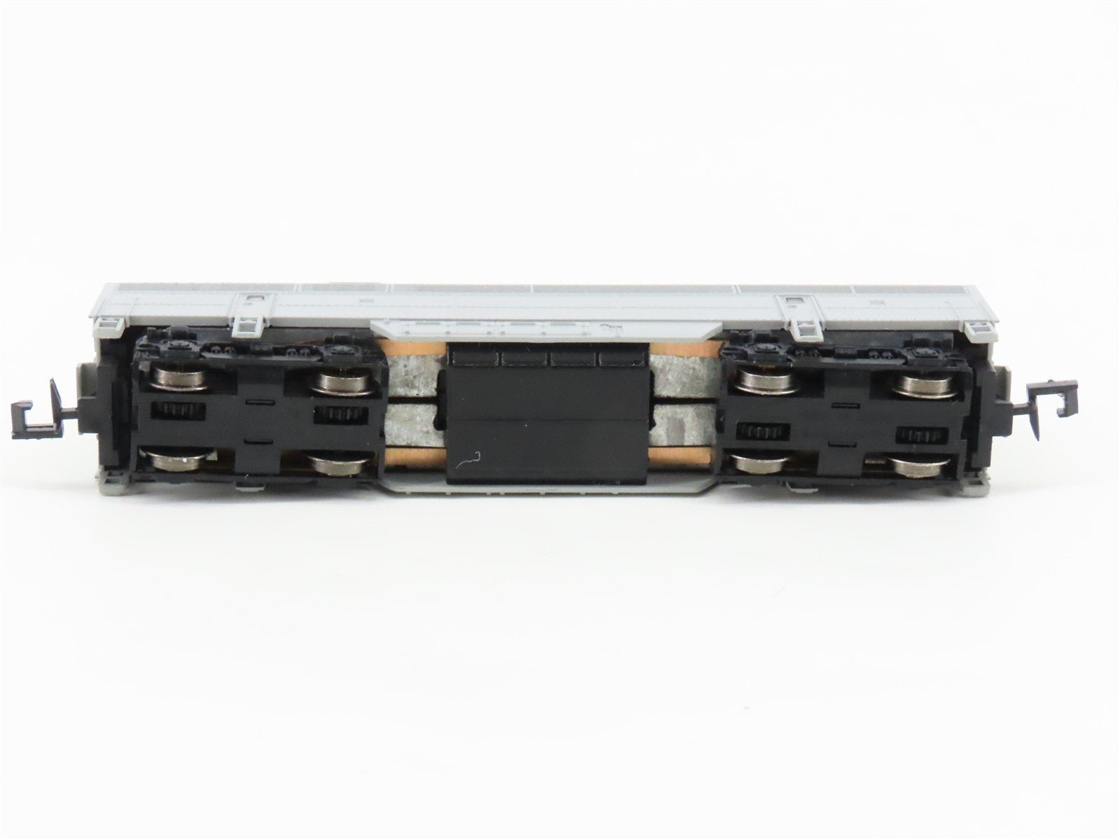 N Scale Life-Like 7229 Undecorated C-Liner B Unit Diesel Locomotive