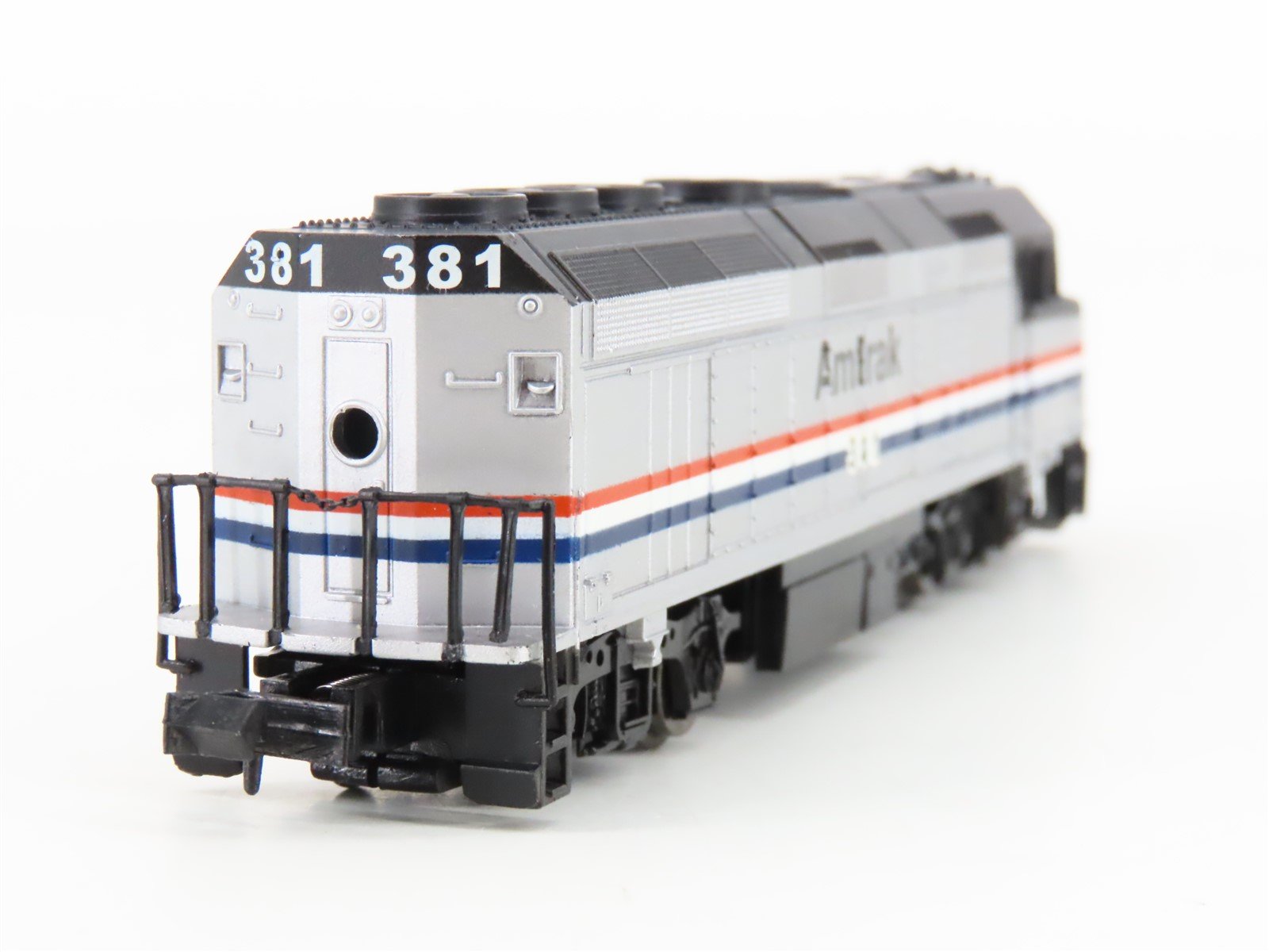 N Scale Life-Like 433-7641 Amtrak F40PH Diesel Locomotive #381
