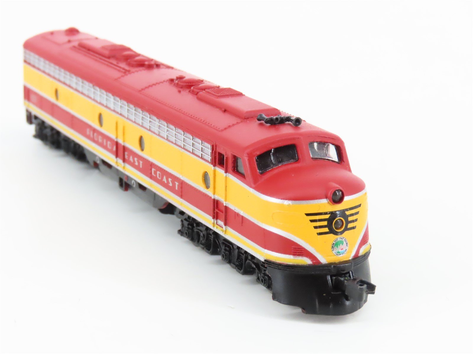 N Scale Life-Like 7201 FEC Florida East Coast E8A Diesel Locomotive #1035