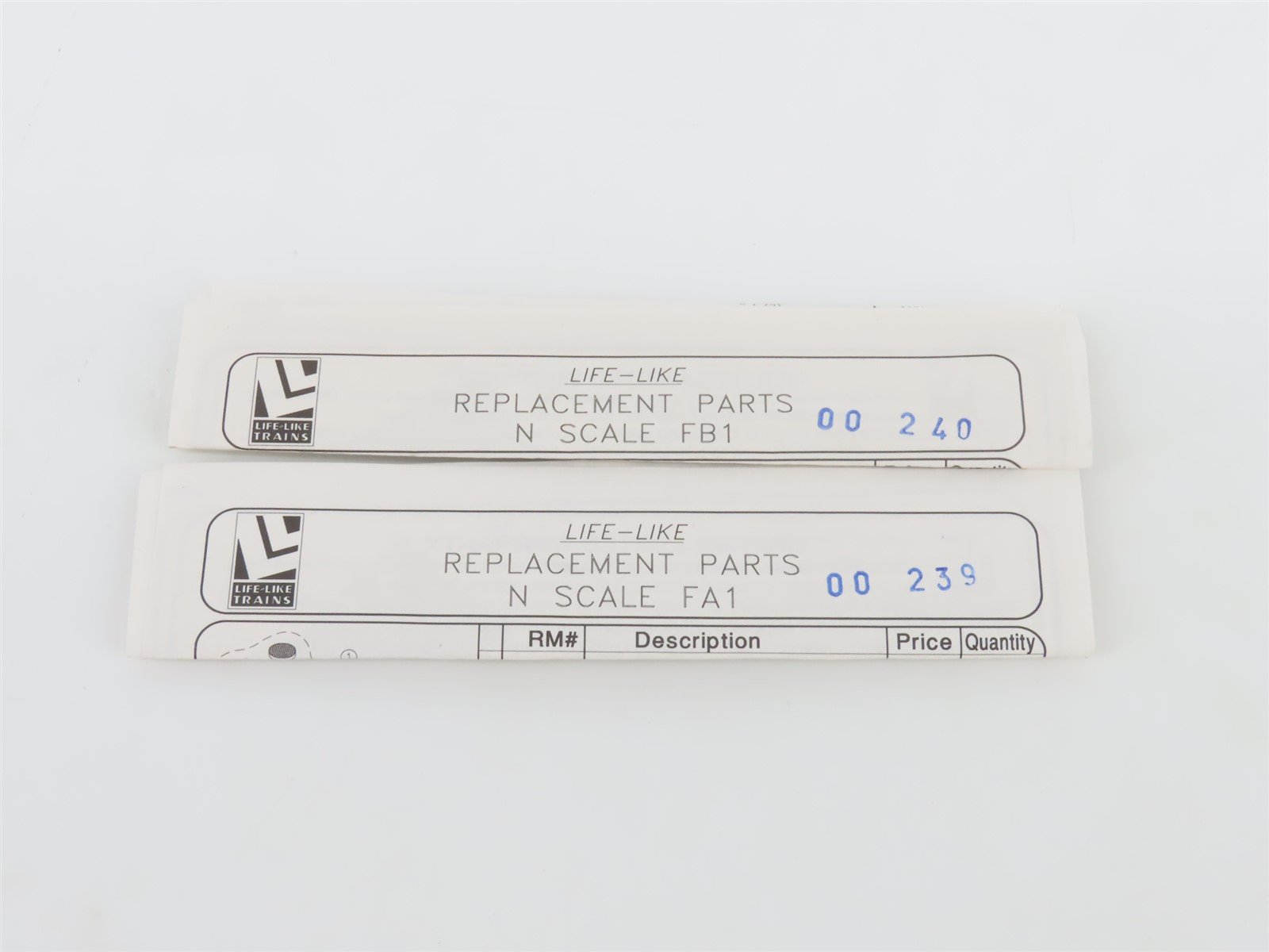 N Scale Life-Like 7431 Undecorated FA1/FB1 Diesel Locomotive Set