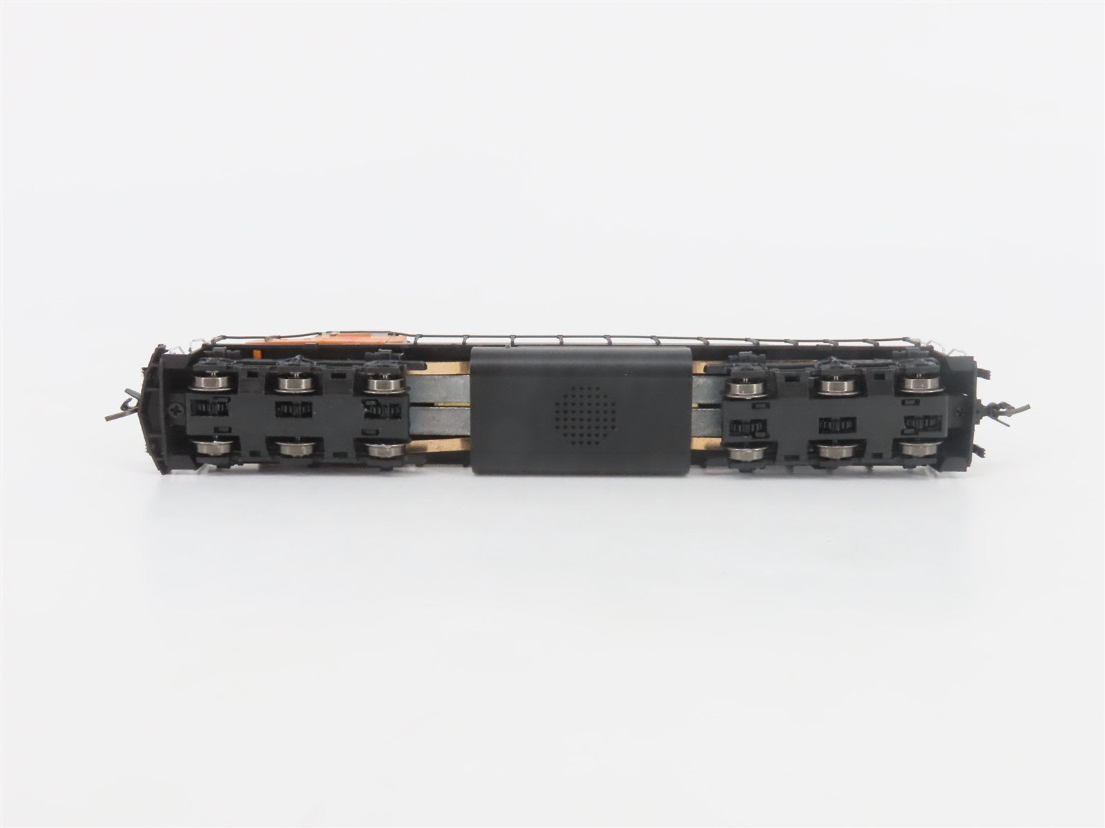 N Scale Intermountain 69389-2 MILW Milwaukee Road SD40-2 Diesel Loco #19