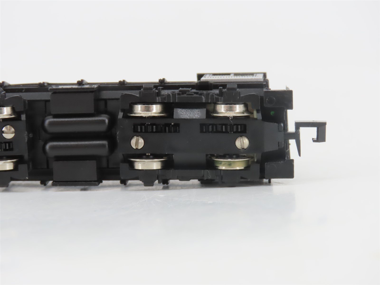 N Scale Arnold 5074 Southern Railway S2 Diesel Locomotive #2220