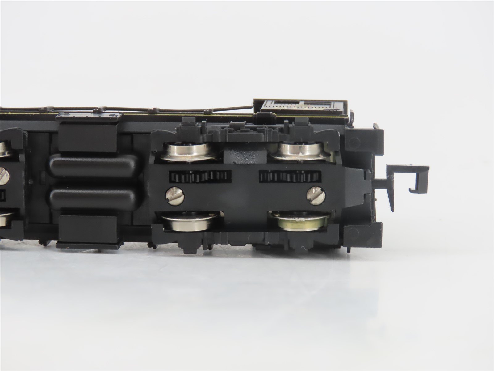 N Scale Arnold 5070 CN Canadian National S2 Diesel Locomotive #8116