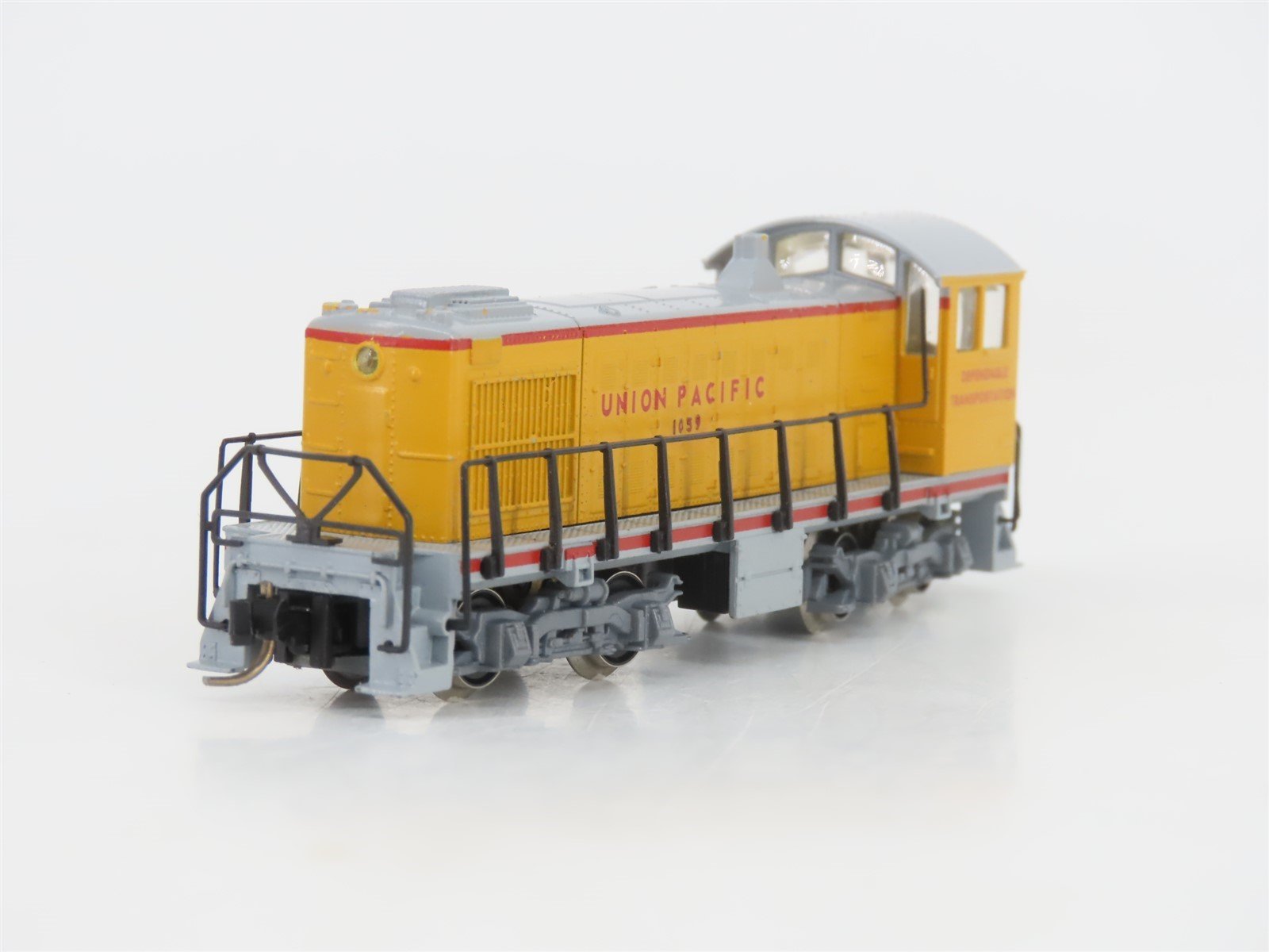 N Scale Arnold 5066 UP Union Pacific S2 Diesel Locomotive #1059