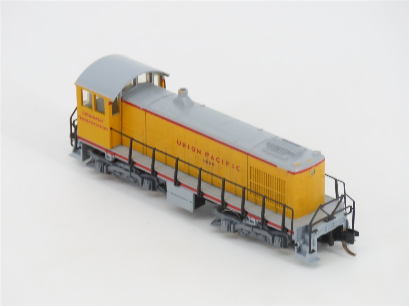 N Scale Arnold 5066 UP Union Pacific S2 Diesel Locomotive #1059