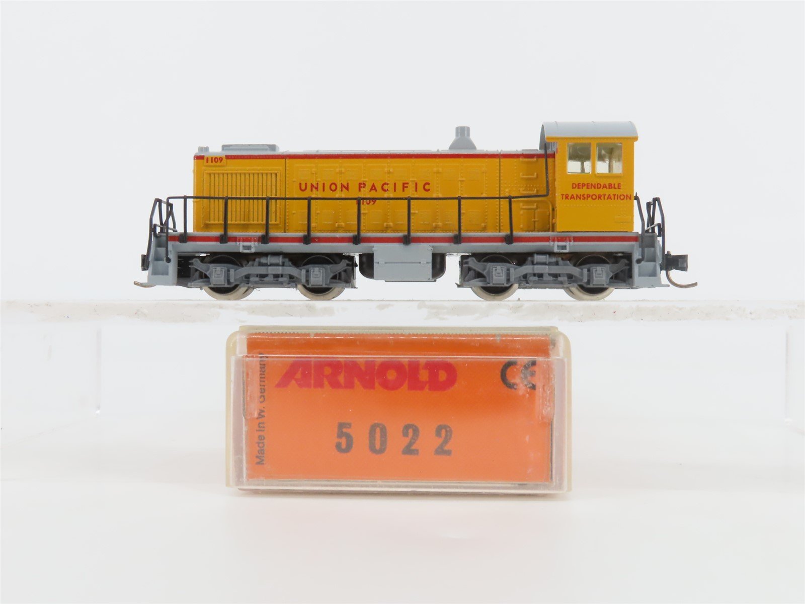 N Scale Arnold 5022 UP Union Pacific S2 Diesel Locomotive #1109