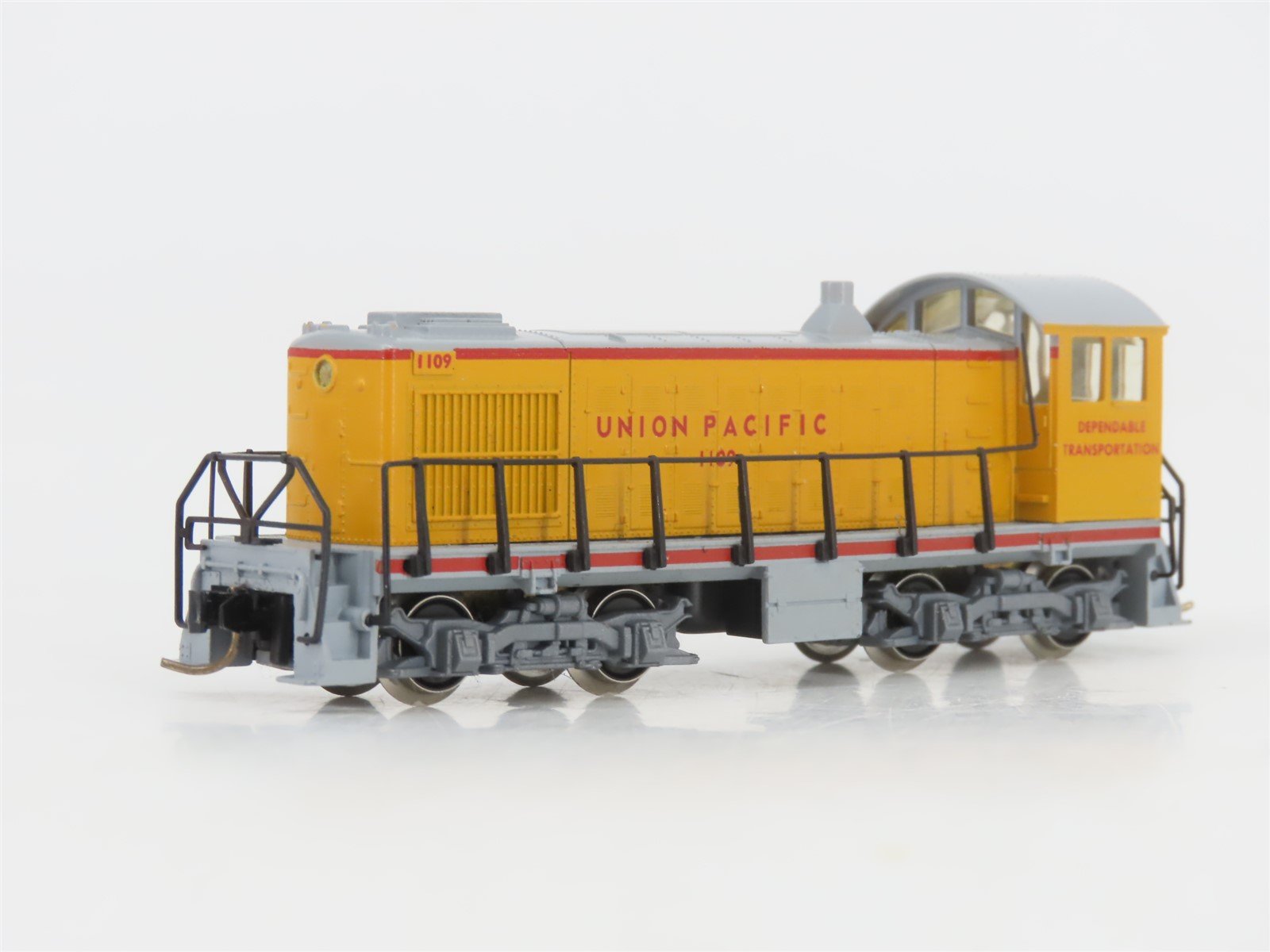 N Scale Arnold 5022 UP Union Pacific S2 Diesel Locomotive #1109