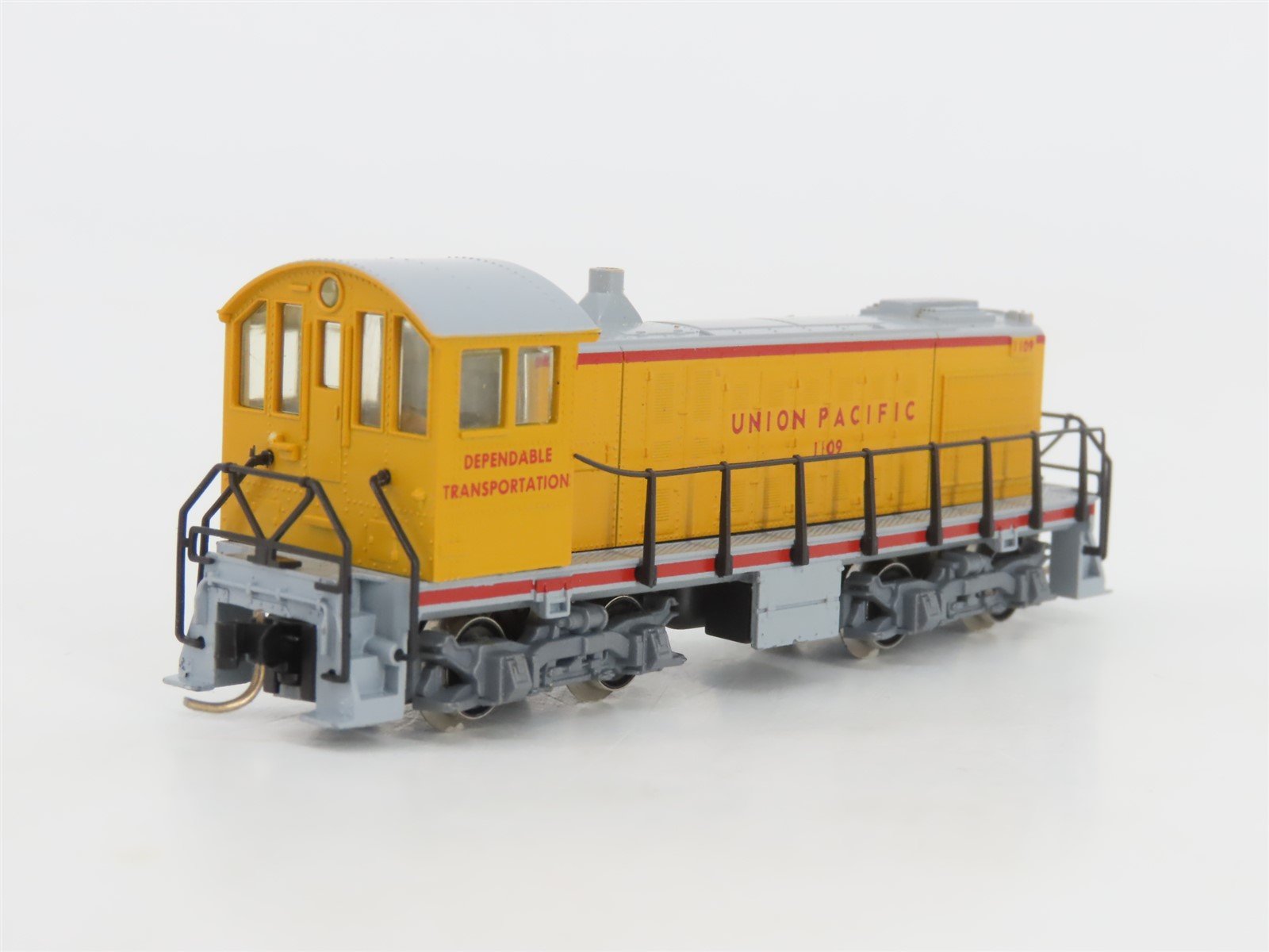 N Scale Arnold 5022 UP Union Pacific S2 Diesel Locomotive #1109