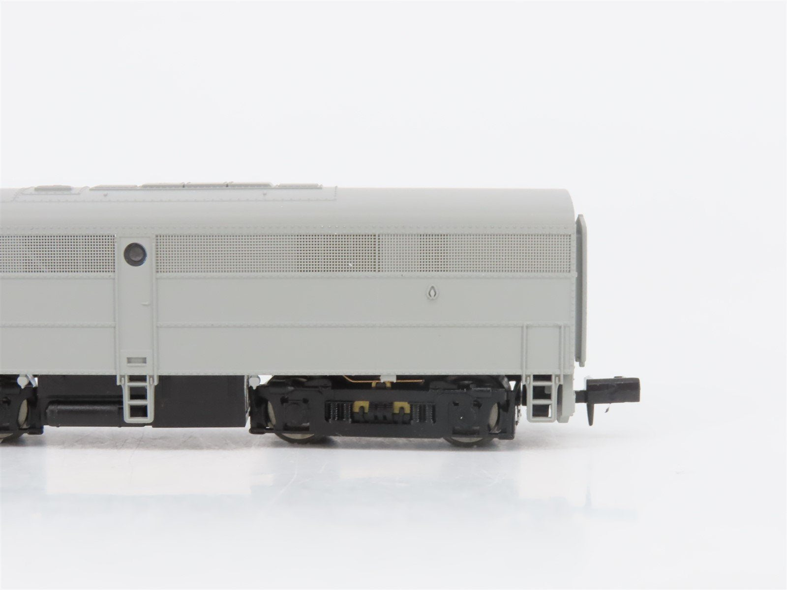N Scale Life-Like 7431 Undecorated FA1/FB1 Diesel Locomotive Set