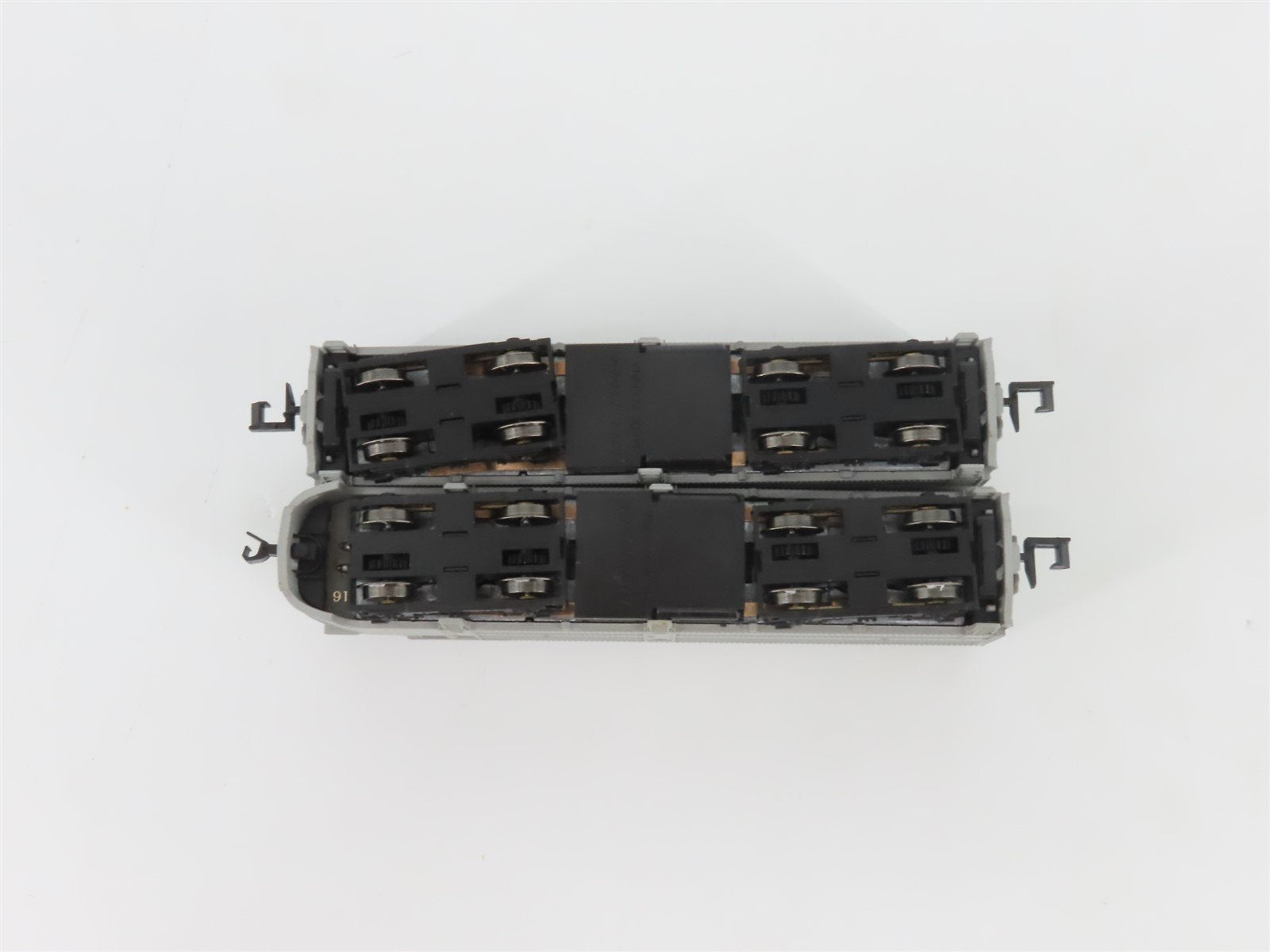 N Scale Life-Like 7431 Undecorated FA1/FB1 Diesel Locomotive Set