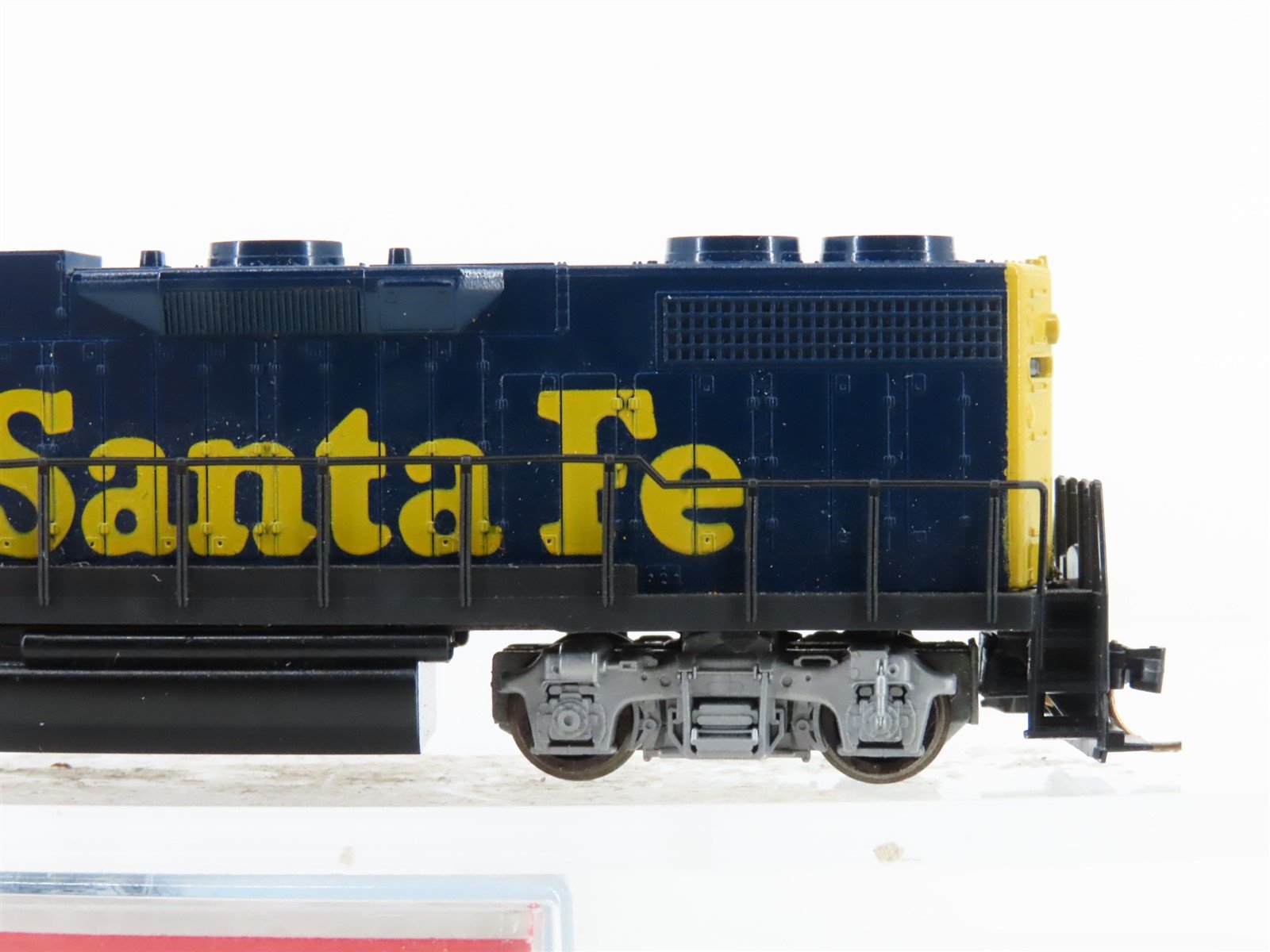 N Scale Atlas ATSF Santa Fe GP38 Diesel Locomotive #2370