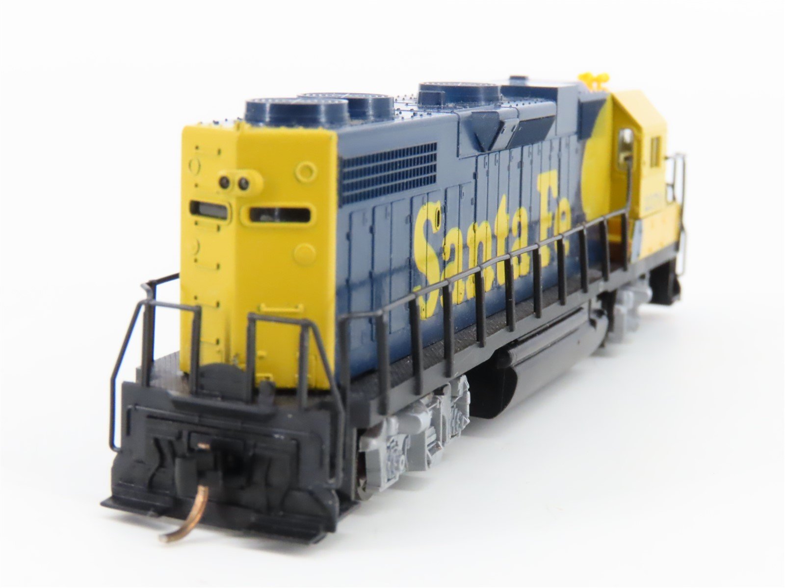 N Scale Atlas ATSF Santa Fe GP38 Diesel Locomotive #2370