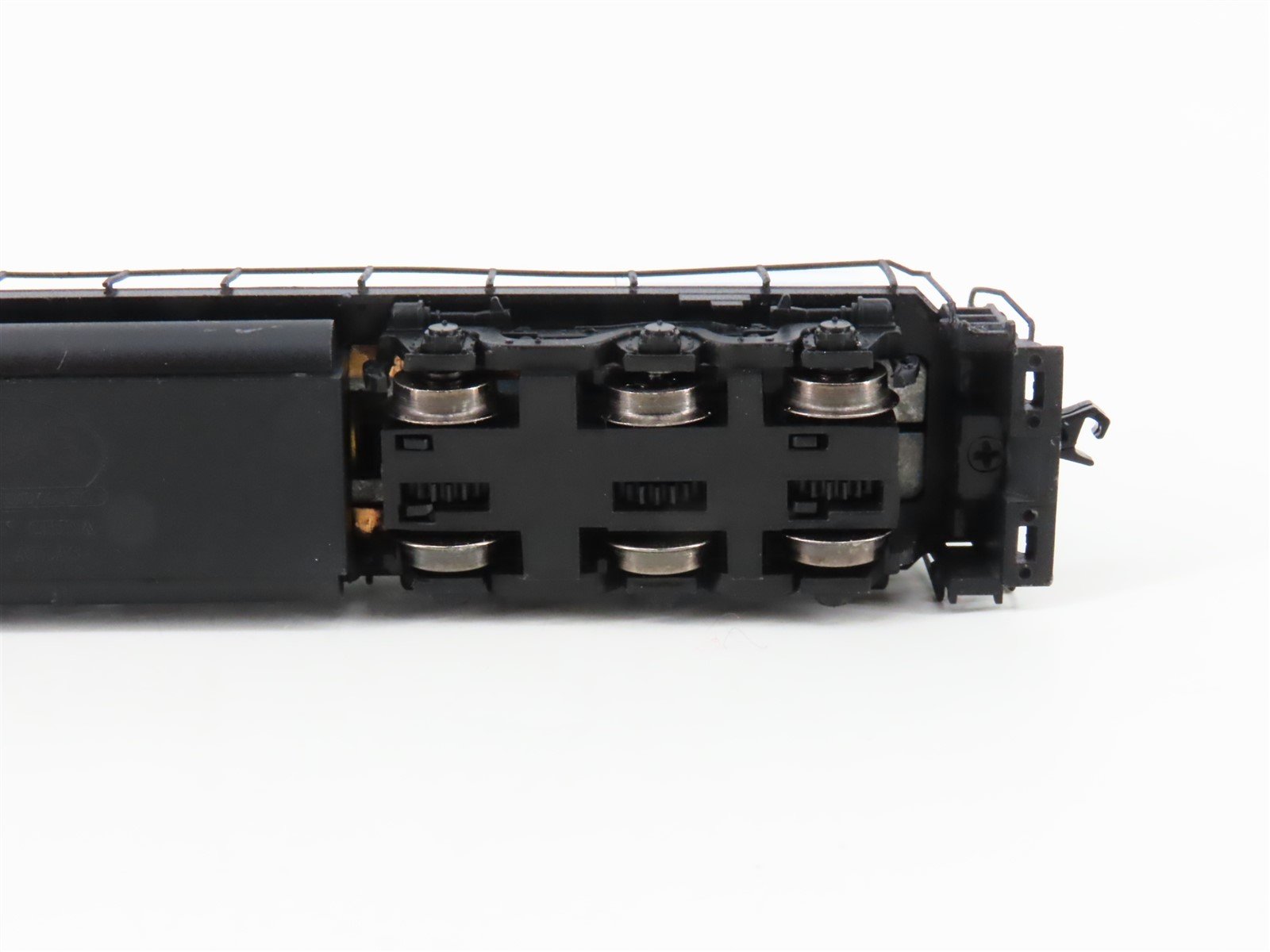 N Scale Atlas 40001989 LV Lehigh Valley C628 Diesel Locomotive #625 wDCC CUSTOM