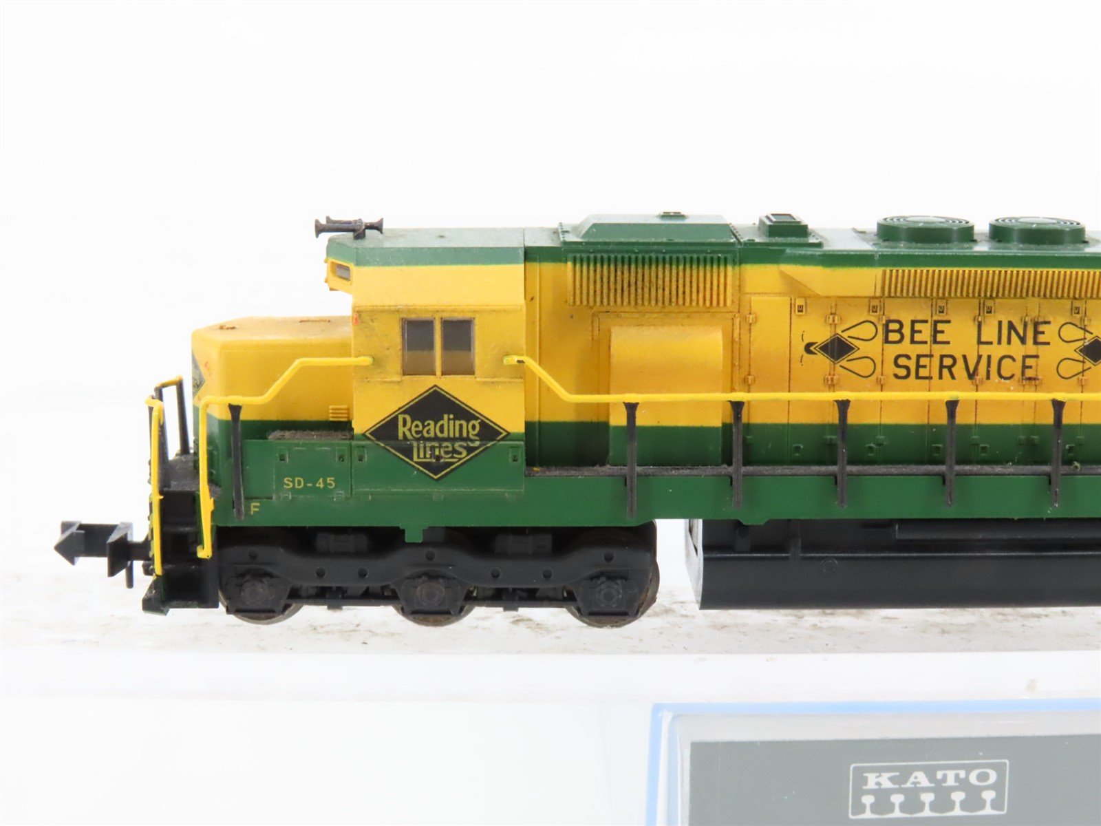 N Scale KATO 176-3115 RDG Reading Bee Line Service SD45 Diesel #7602 Weathered