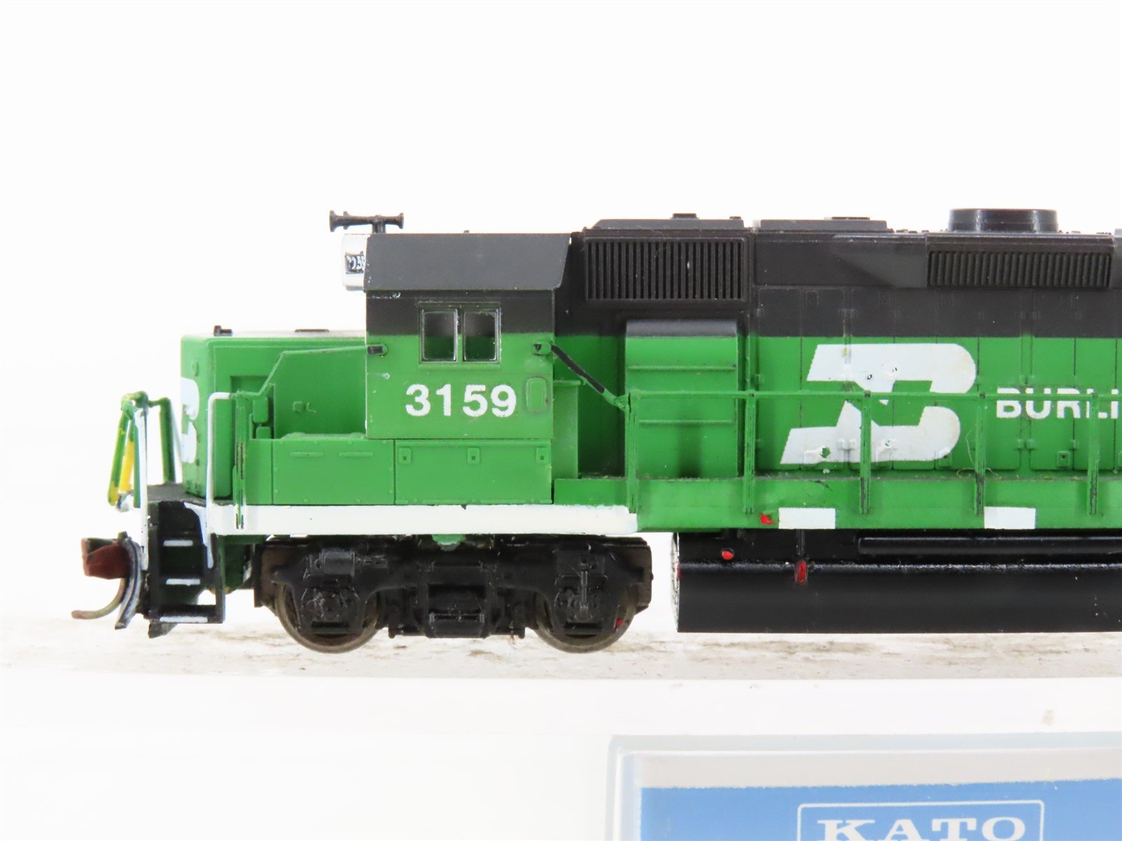 N Scale KATO BN Burlington Northern GP50 Diesel Locomotive #3159