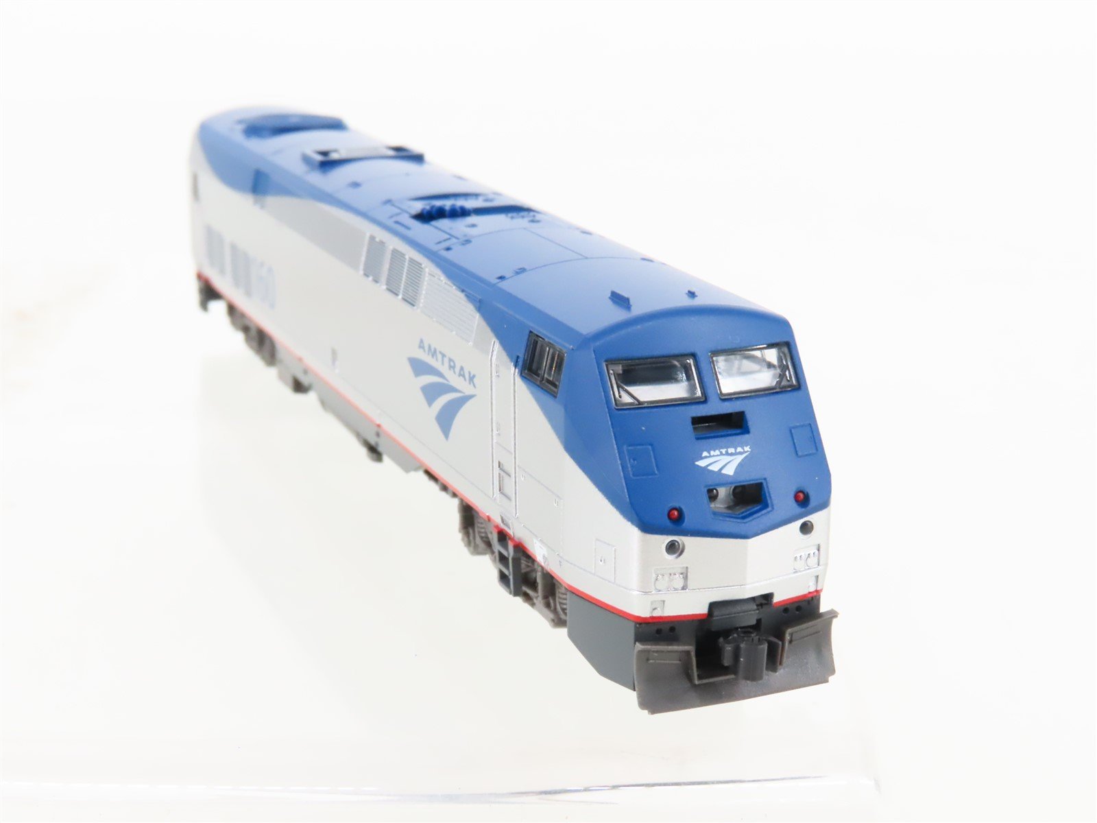 N Scale KATO 176-6031 Amtrak P42DC Diesel Locomotive #160