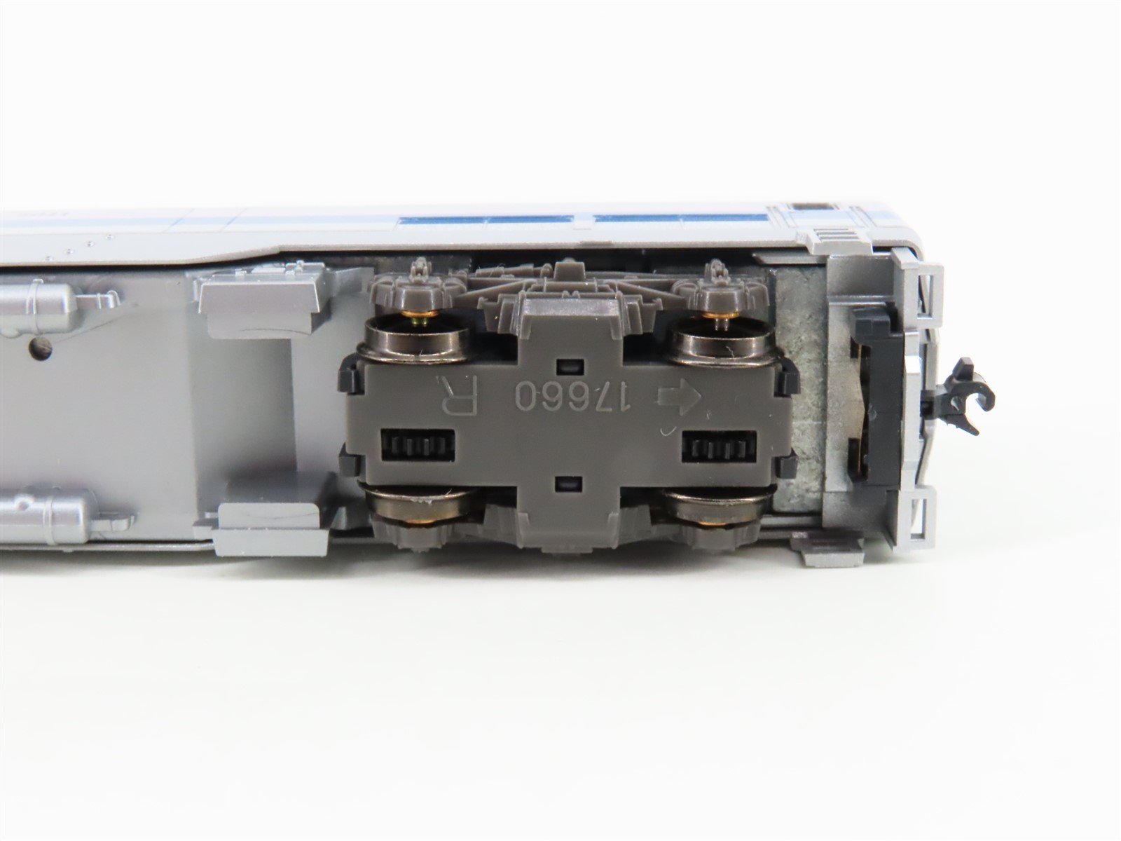 N Scale KATO 176-6026 Amtrak P42 Phase Vb Diesel Locomotive #184