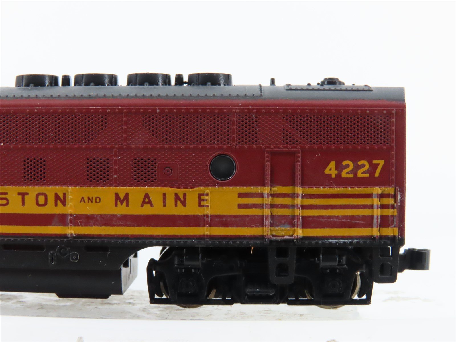 N Scale KATO B&M Boston & Maine F7A Diesel Locomotive #4227 CUSTOM