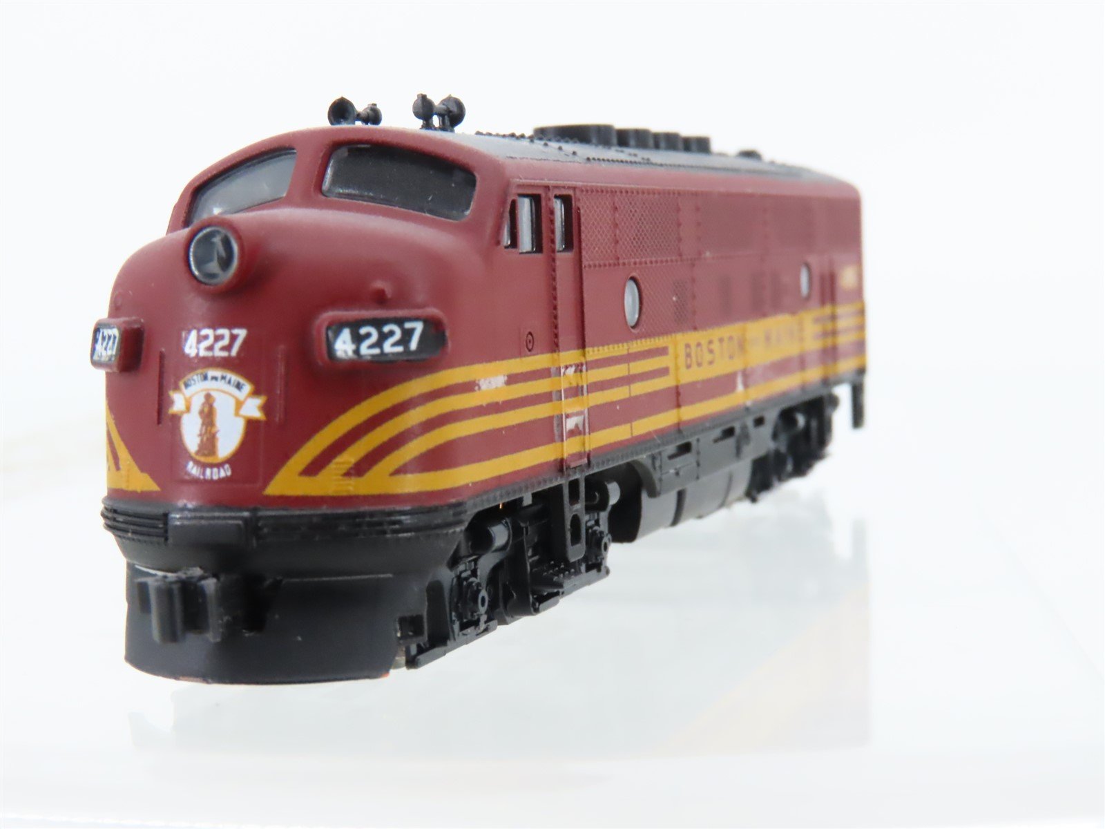 N Scale KATO B&M Boston & Maine F7A Diesel Locomotive #4227 CUSTOM