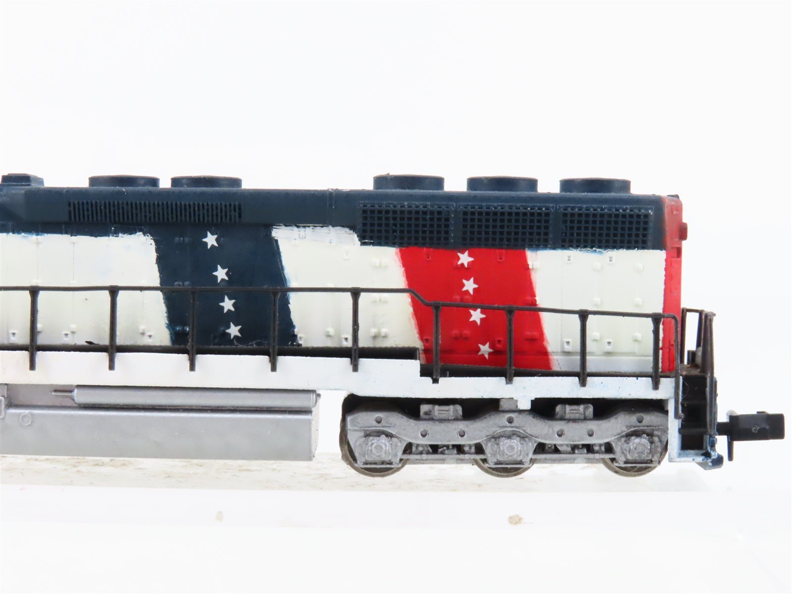 N Scale KATO ATSF Santa Fe (Stars & Stripes) SD45 Diesel Locomotive #5701 CUSTOM