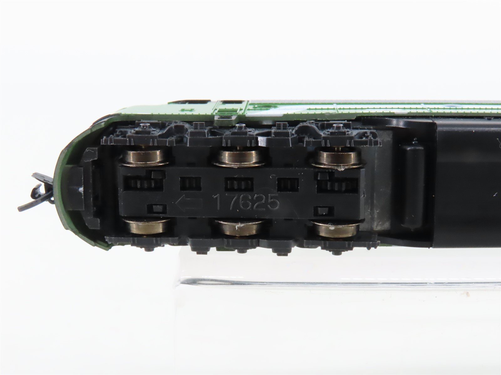 N Scale KATO BN Burlington Northern E8/9A Diesel Locomotive #9943