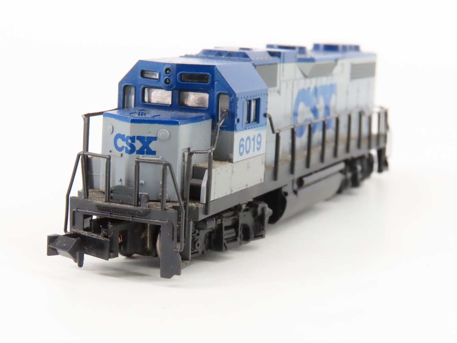 N Scale KATO 176-013 CSX Railroad GP38/GP38-2 Diesel Locomotive #6019
