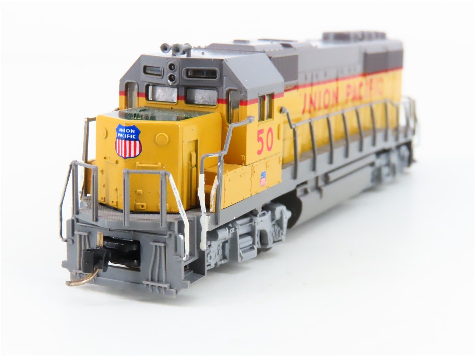 N Scale KATO 176-042 UP Union Pacific GP50 Diesel Locomotive #50