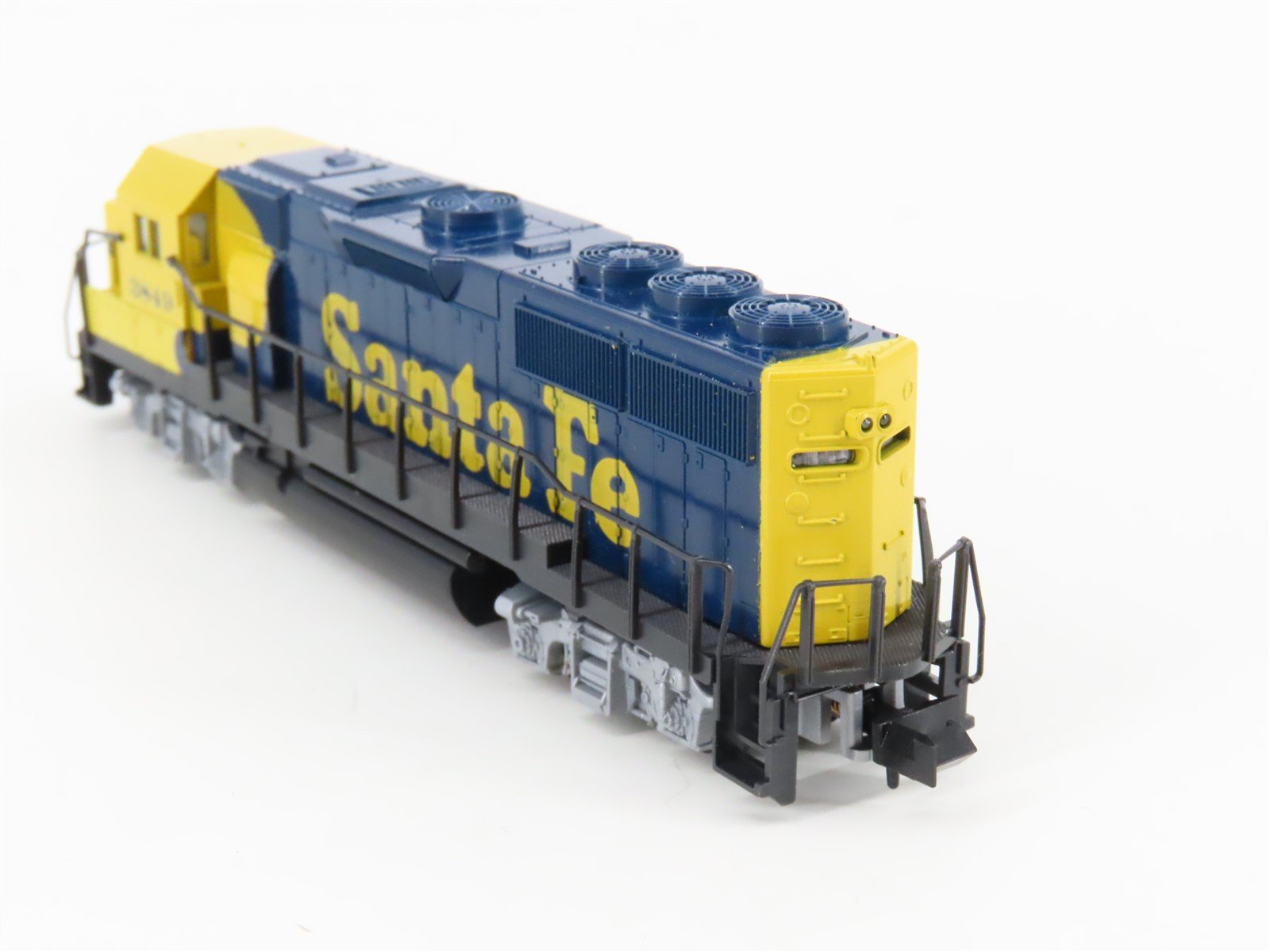 N Scale KATO 176-031 ATSF Santa Fe GP50 Diesel Locomotive #3849
