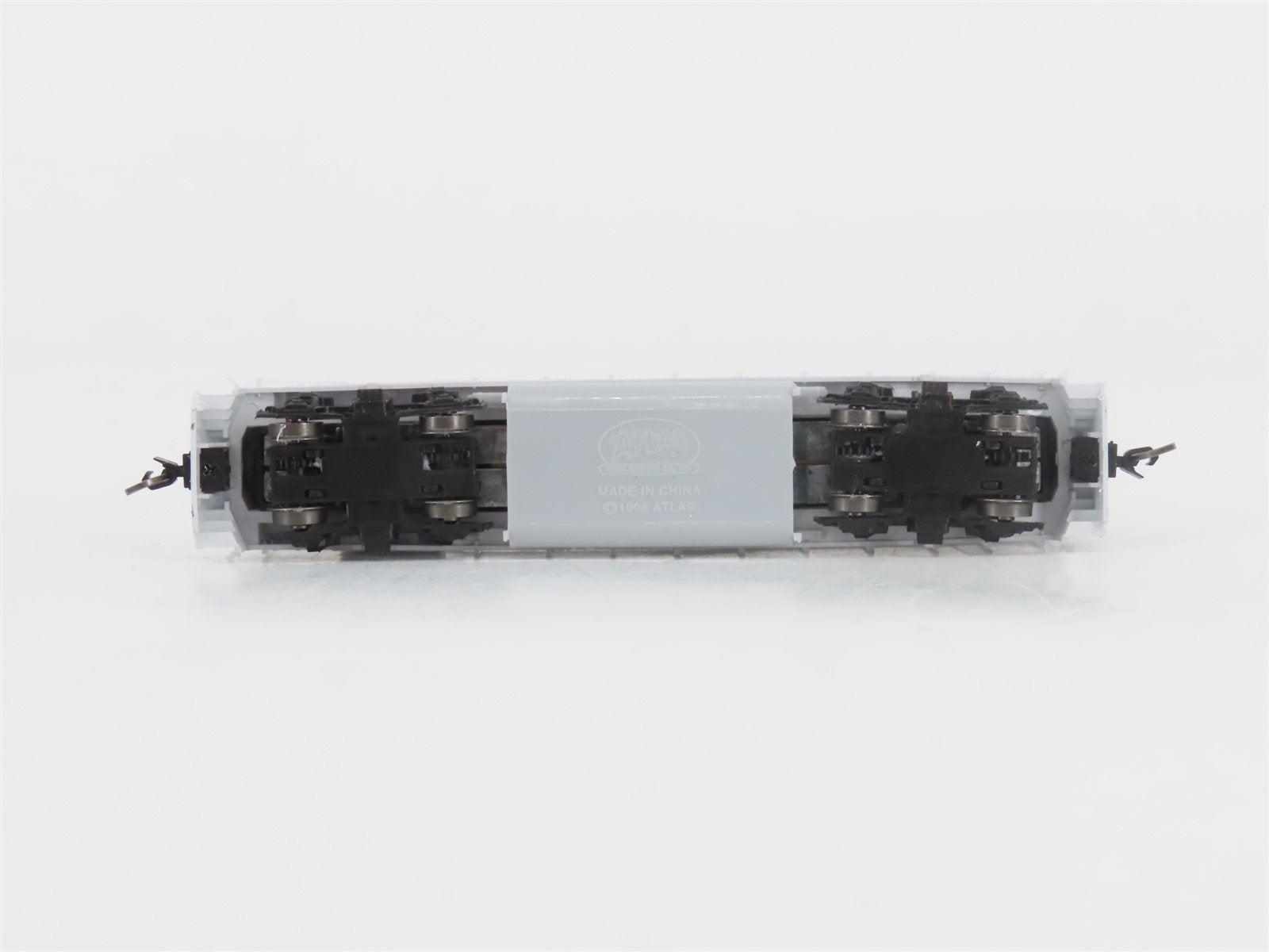 N Atlas Master Silver 40002738 Undecorated EMD GP38 Low Nose Diesel - DCC Ready