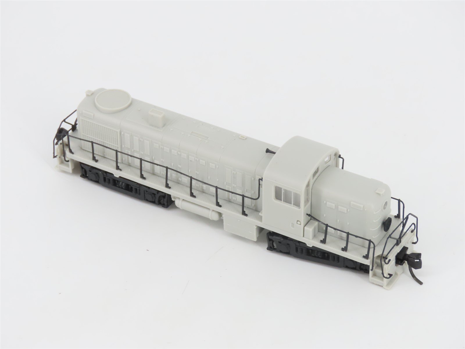 N Scale Atlas Master 40004620 Undecorated ALCO RS-2 Diesel Locomotive w/ DCC