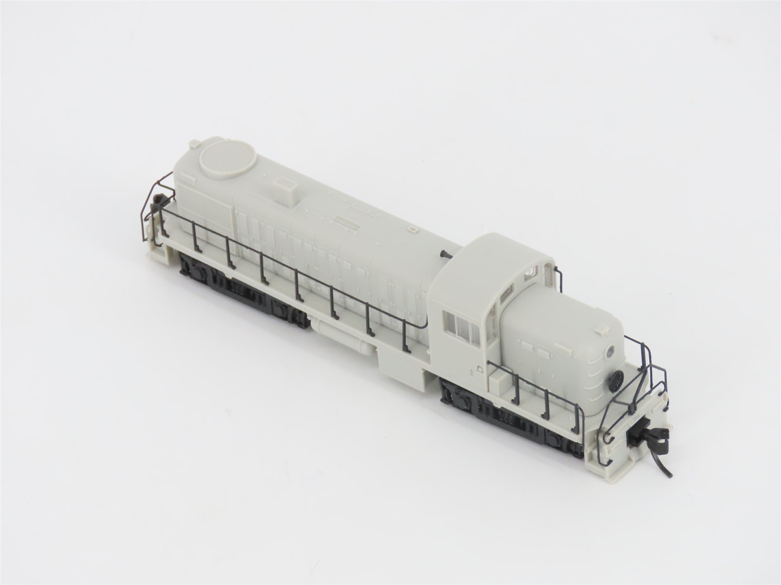 N Scale Atlas Master 40004600 Undecorated ALCO RS-2 Diesel - DCC Ready