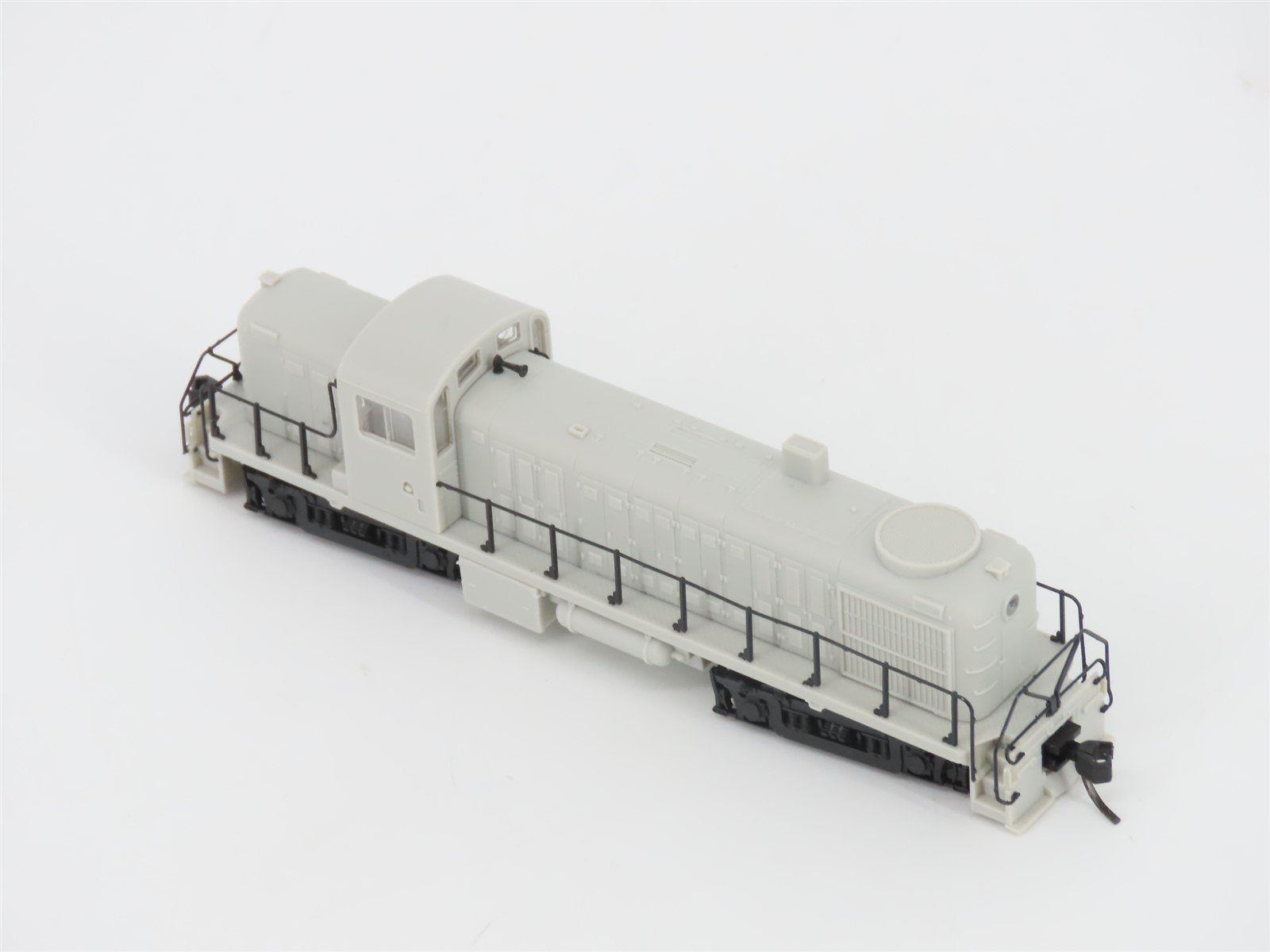 N Scale Atlas Master 40004600 Undecorated ALCO RS-2 Diesel - DCC Ready