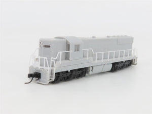 N Scale Atlas Master Silver 40005308 Undecorated EMD SD9 Diesel - DCC Ready