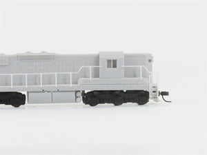 N Scale Atlas Master Silver 40005309 Undecorated EMD SD8 Diesel - DCC Ready