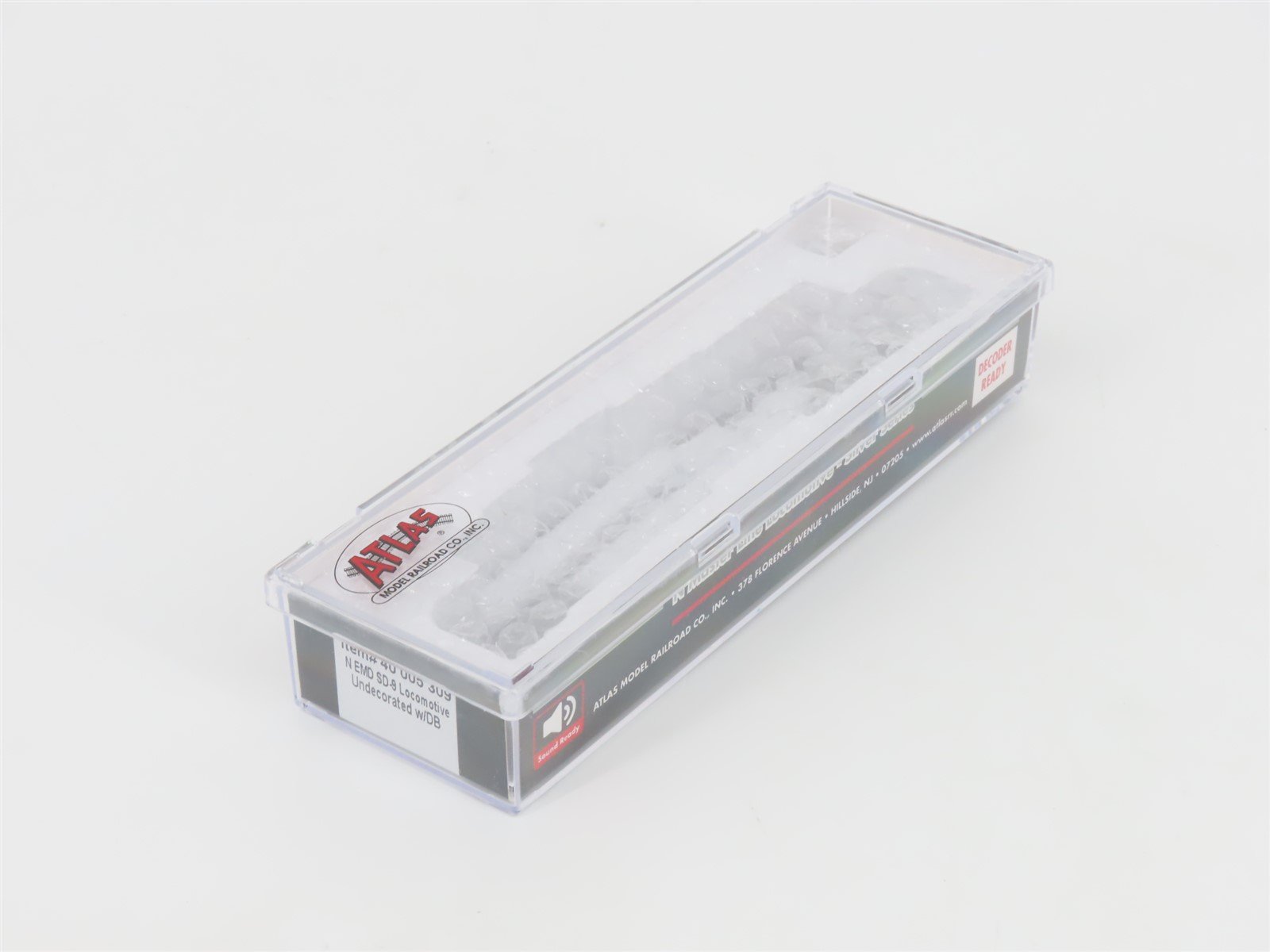N Scale Atlas Master Silver 40005309 Undecorated EMD SD8 Diesel - DCC Ready