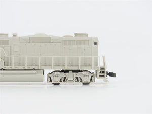 N Scale Atlas Master Silver 40004490 Undecorated EMD GP20 Diesel - DCC Ready