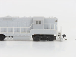 N Scale Atlas Master Line 40002223 Undecorated EMD GP9 Diesel - DCC Ready