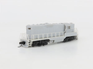 N Scale Atlas Master Line 40002223 Undecorated EMD GP9 Diesel - DCC Ready