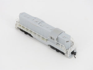 N Scale Atlas Master Line 40002223 Undecorated EMD GP9 Diesel - DCC Ready