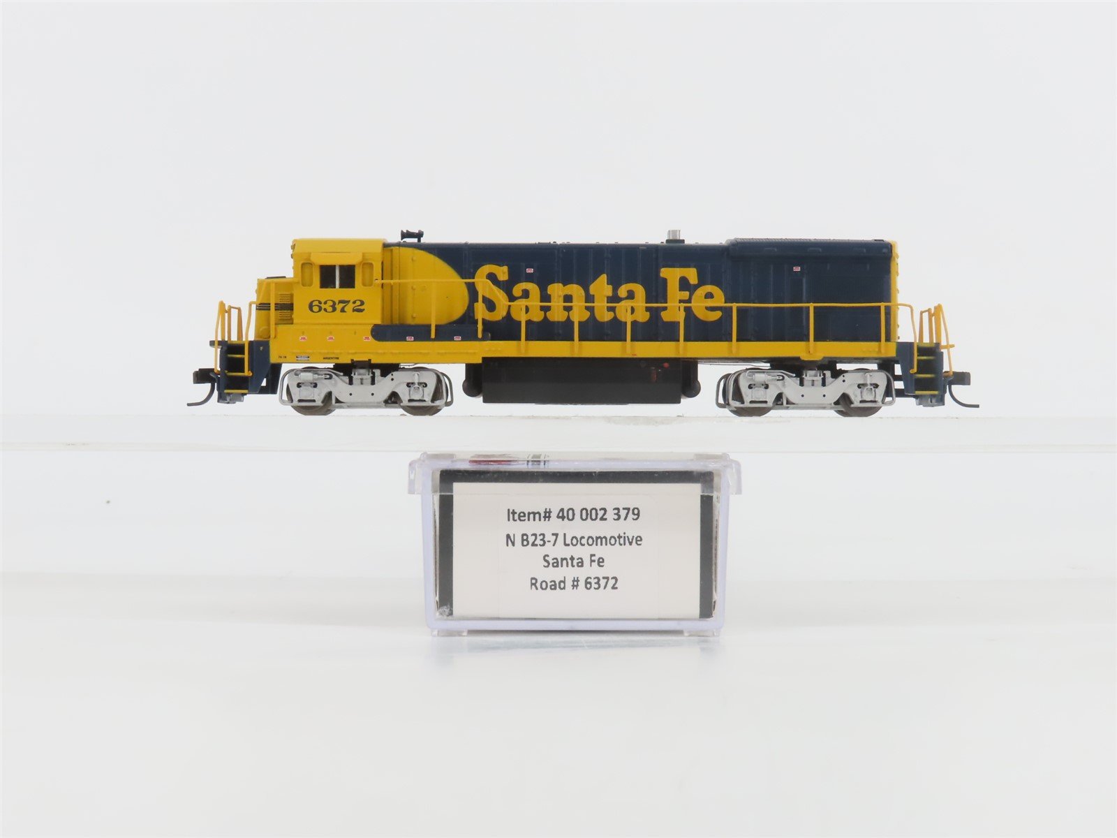 N Scale Atlas Master 40002379 ATSF Santa Fe GE B23-7 Diesel #6372 - DCC Ready