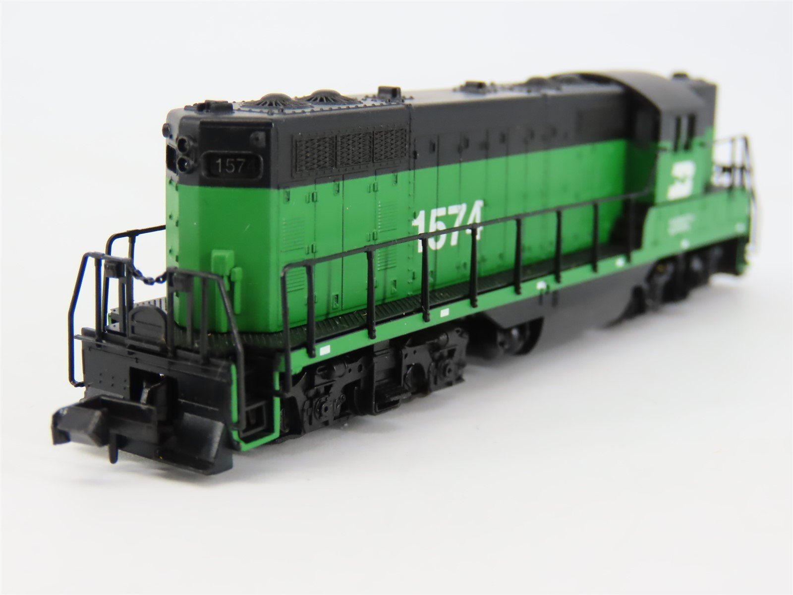 N Scale Atlas 48008 BN Burlington Northern EMD GP7 Diesel Locomotive #1574