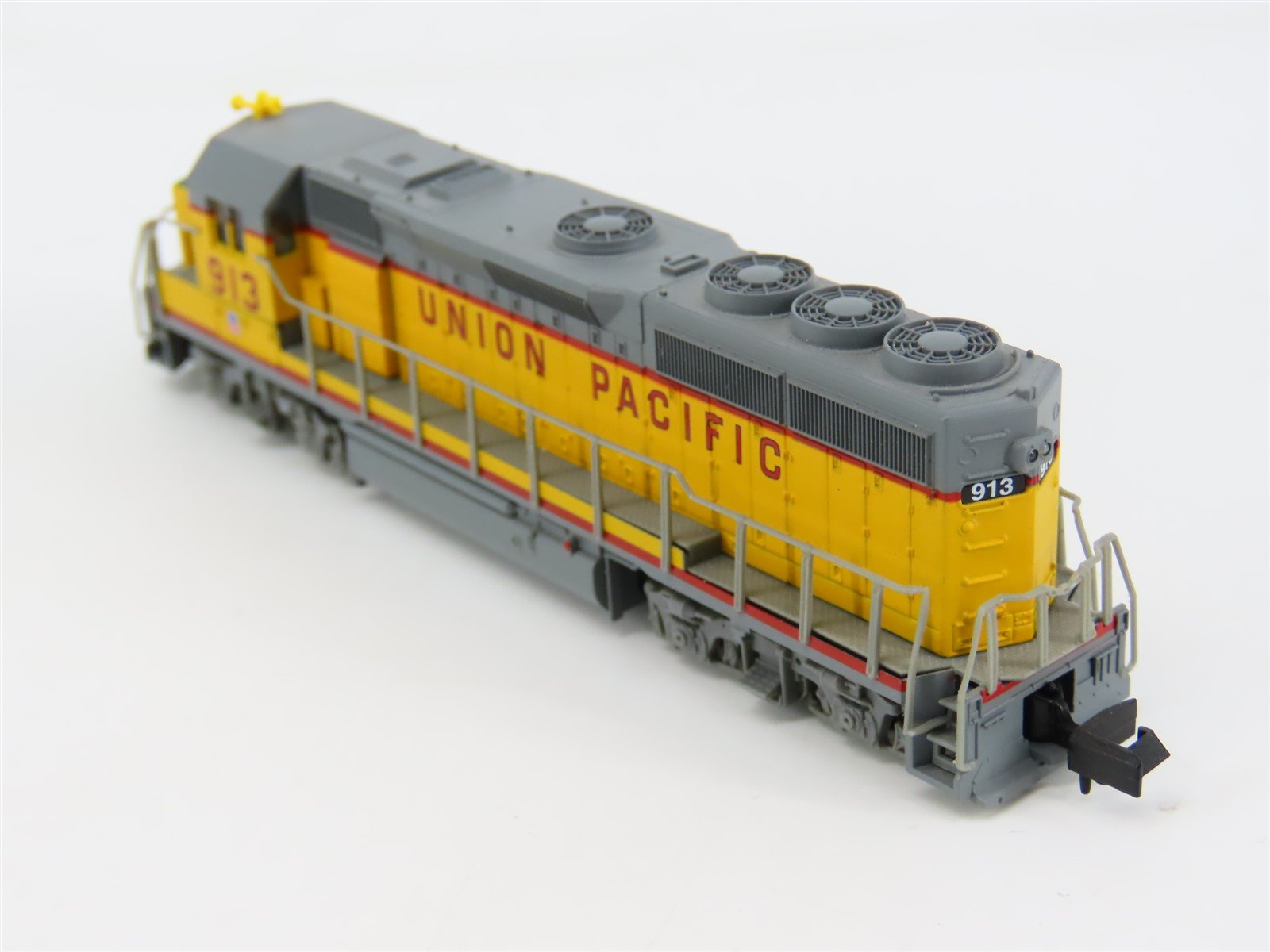 N Scale Atlas 48684 UP Union Pacific EMD GP40-2 Diesel #913 - DCC Ready