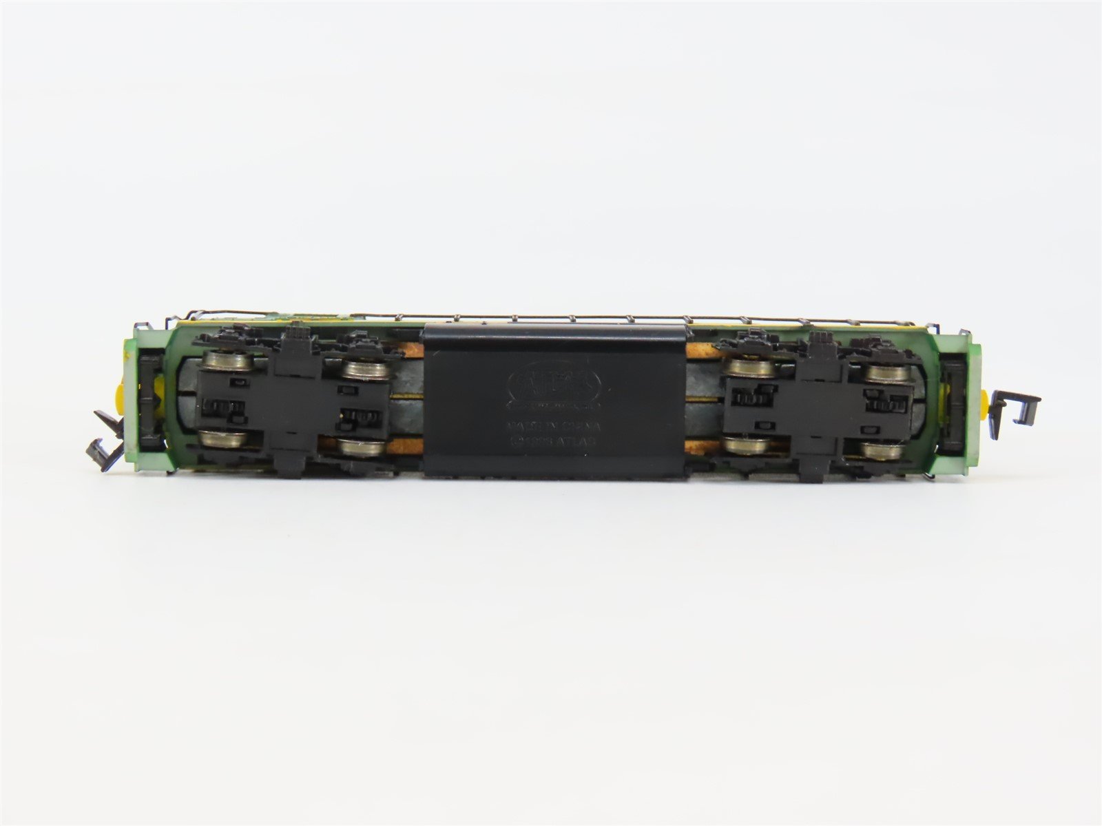 N Scale Atlas 48618 RDG Reading Lines EMD GP40-2 Diesel #3671 - Weathered