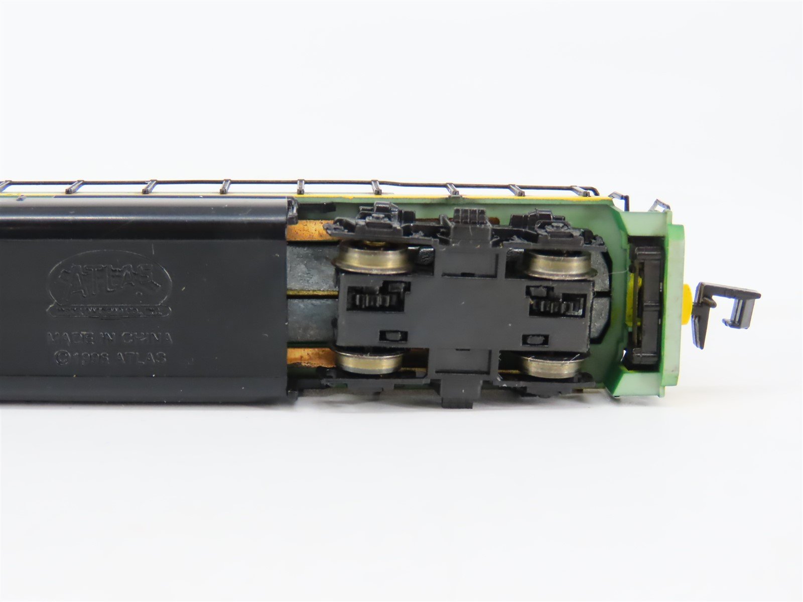 N Scale Atlas 48618 RDG Reading Lines EMD GP40-2 Diesel #3671 - Weathered