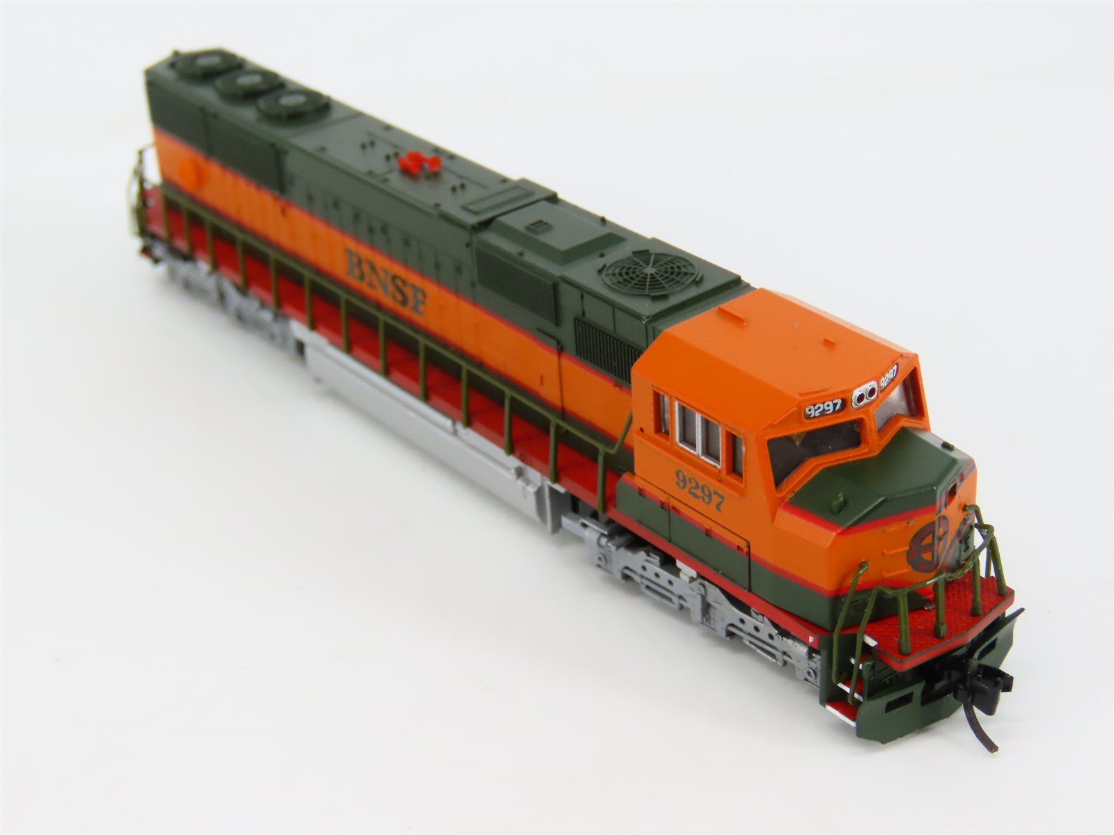 N Scale Atlas 49254 BNSF Railway EMD SD60M Diesel Locomotive #9297 - DCC Ready