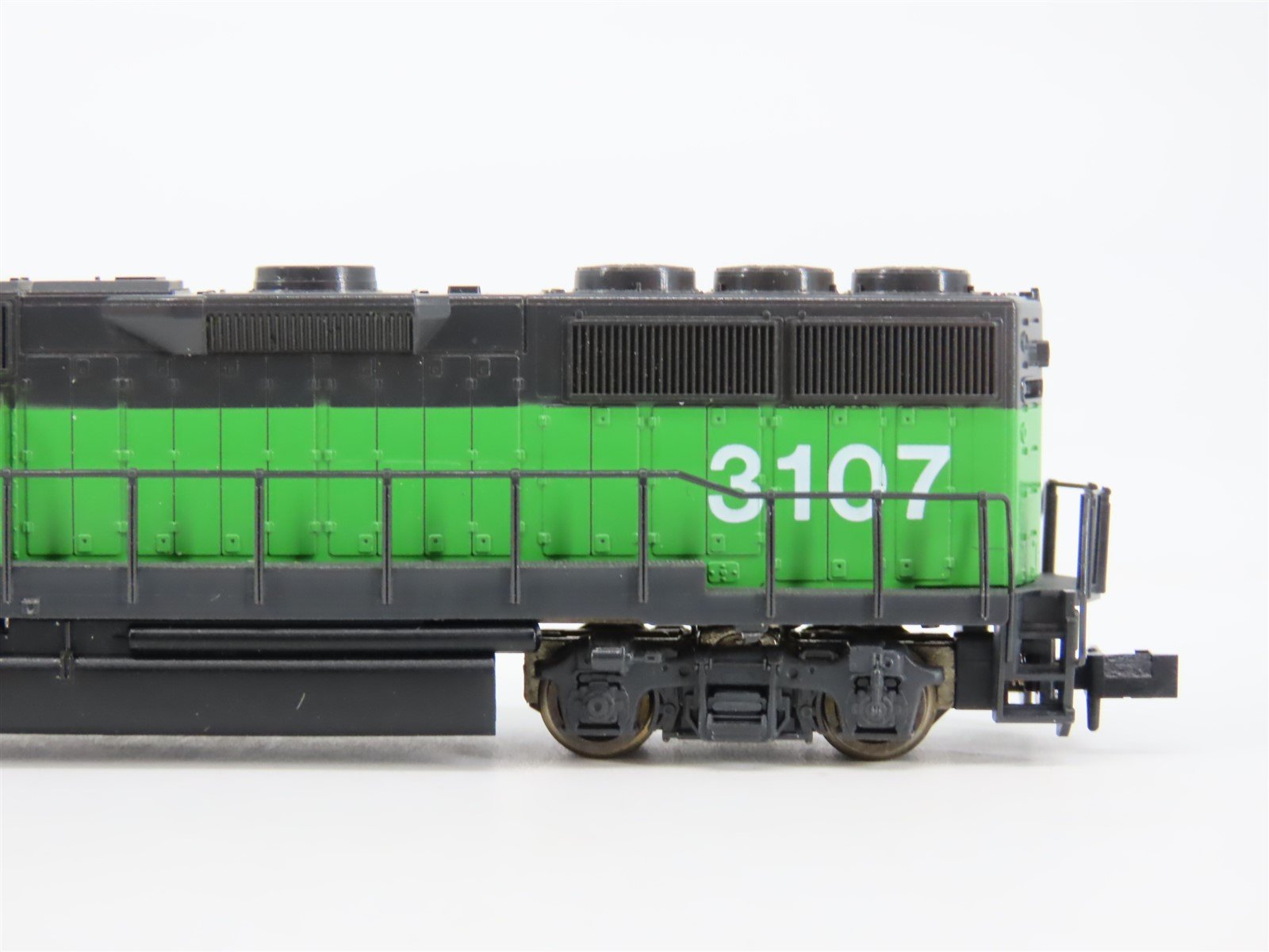 N Scale KATO BN Burlington Northern EMD GP50 Diesel Locomotive #3107