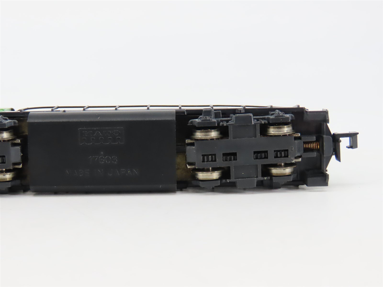 N Scale KATO BN Burlington Northern EMD GP50 Diesel Locomotive #3107